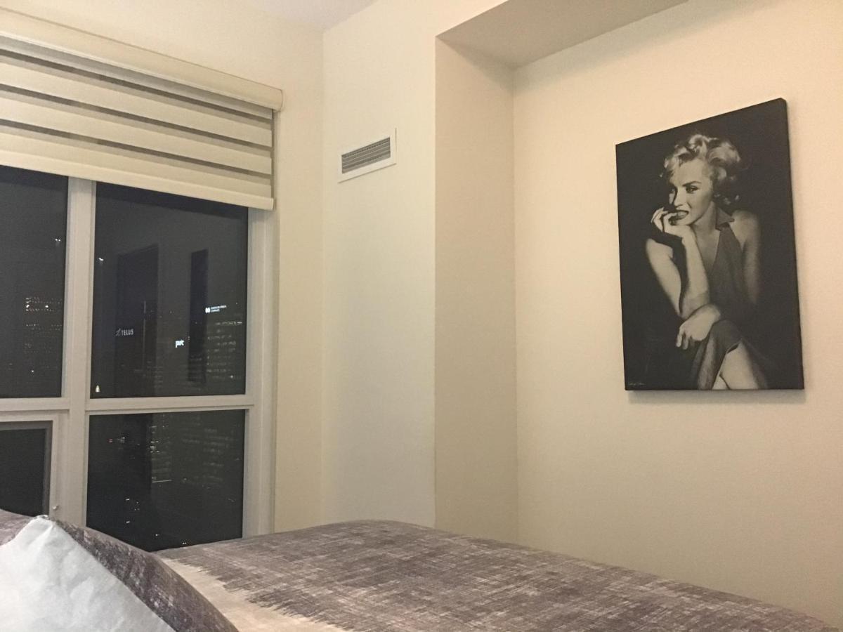 Luxury Condo On Cn Tower Toronto Zewnętrze zdjęcie